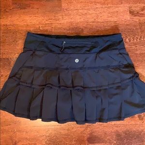lululemon black pleated skirt- gently used